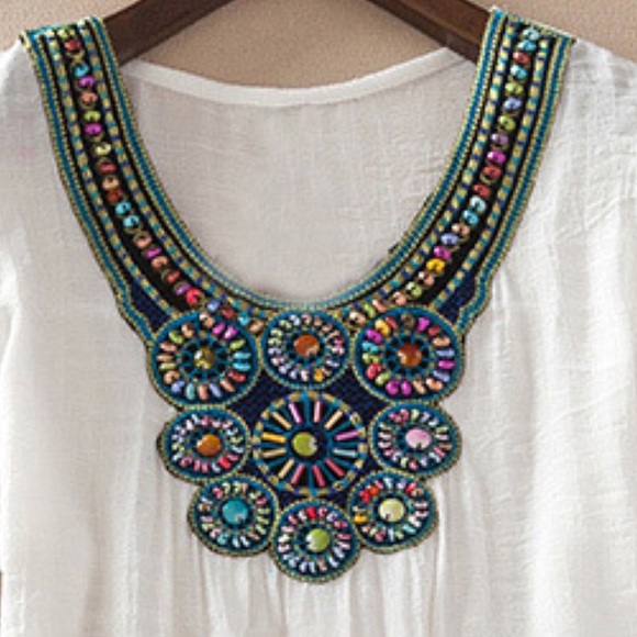 ✨Last One Size L White Beaded & Embroidered Top✨ - Picture 3 of 6